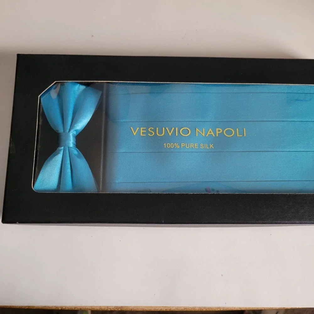NIB Vesuvio Napoli Turquoise Blue 100% Pure Silk‎ Bow Tie With Cummerbund Set